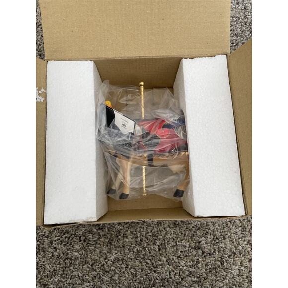 Cow Parade “Lady Camoolot” #7315 Carousel Figurine 2002 Retired Westland - Picture 9 of 9